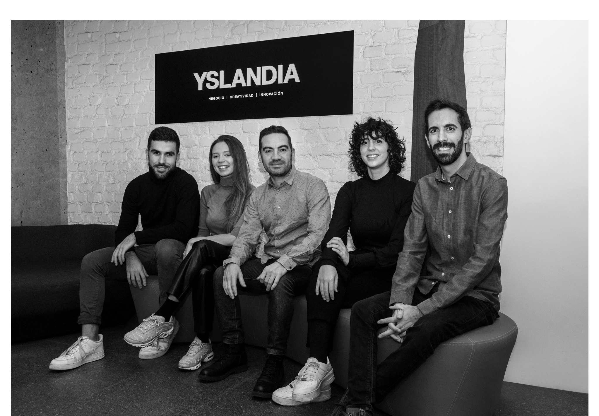 Marc Morales, Galla Basora, Jaume Rufach, Miriam Alonso ,Álvaro Martínez-Berganz, yslandia, programapublicidad