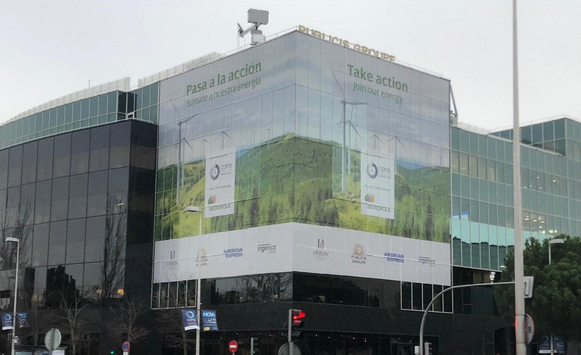 edificio, verde, Publicis, ifema, lona, iberdrola, programapublicidad