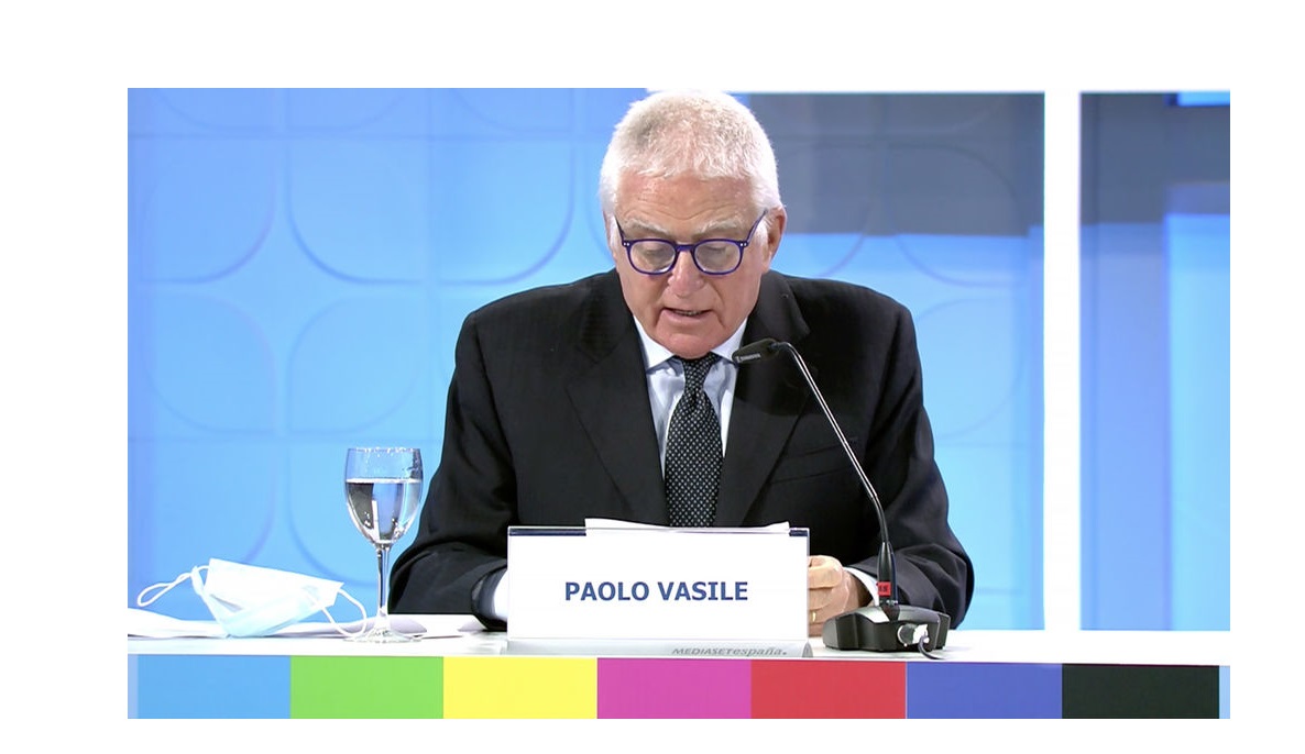 homenaje , Paolo Vasile ,trabajadores , Mediaset España , programapublicidad