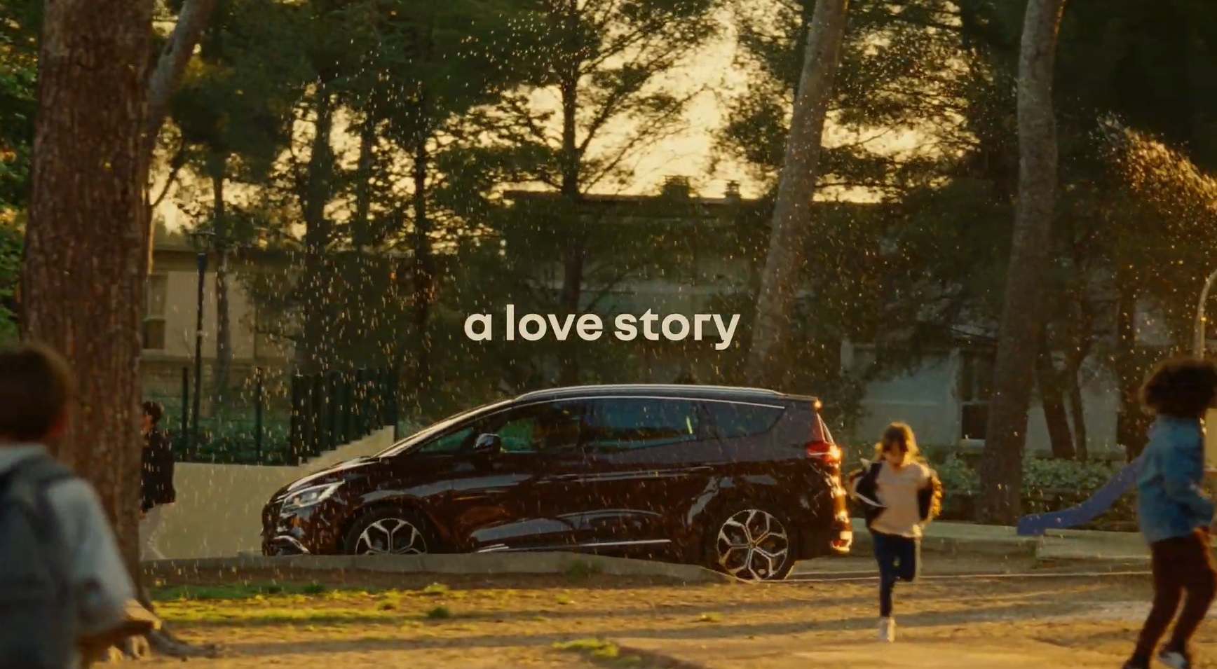 Renault Scenic ,amado , familias ,25 años, a love story, programapublicidad
